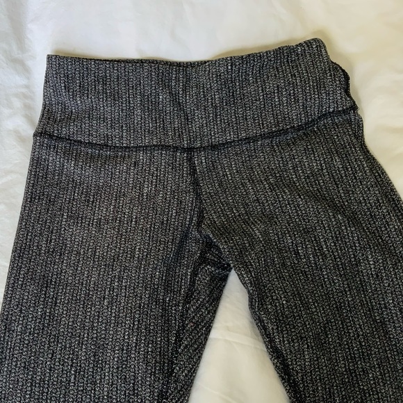 Lululemon Herringbone Leggings - Picture 3 of 8